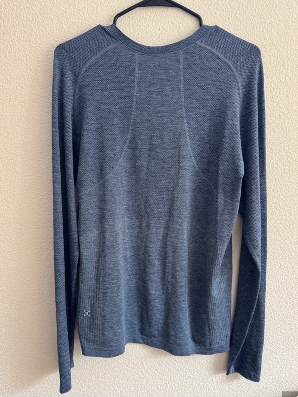 Lululemon men’s metal vent long sleeve shirts *4 bundle* - Picture 3 of 9